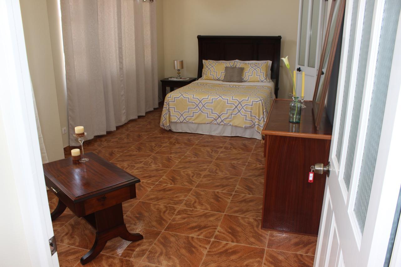 Hotel Cruz Grande-Brava Vila Nova Sintra Kültér fotó